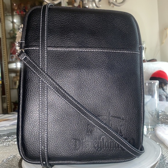 DISNEYLAND 60th Anniversary Tablet bag! NWOT! - Picture 5 of 9